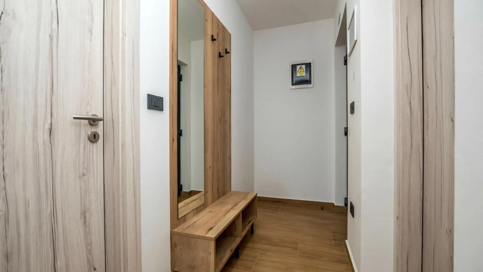 Apartments Karin Murine